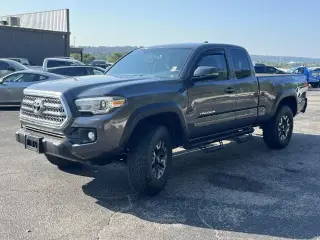 Toyota Tacoma 2017 4x4 TRD Sport 4p Access Cab 6.1 pies LB 6A