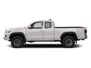 Toyota Tacoma 2017 4x4 TRD Off-Road 4dr Access Cab 6.1 ft LB