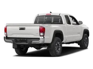 Toyota Tacoma 2017 4x4 TRD Off-Road 4dr Access Cab 6.1 ft LB