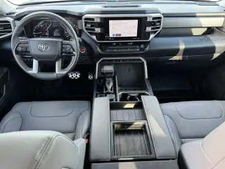Toyota Tundra 2024 4x4 SR5 4dr CrewMax Cab Pickup SB