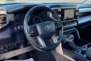 Toyota Tundra 2024 4x4 SR5 4p Puerta CrewMax Cabina Pickup SB