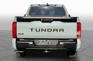 Toyota Tundra 2024 4x4 SR5 4p Puerta CrewMax Cabina Pickup SB