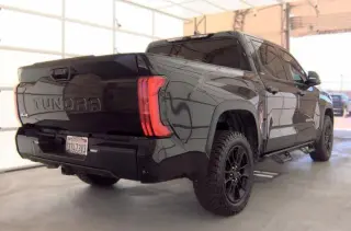 Toyota Tundra 2023 4x4 SR5 4dr CrewMax Cab Pickup SB