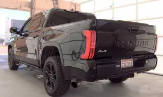 Toyota Tundra 2023 4x4 SR5 4dr CrewMax Cab Pickup SB