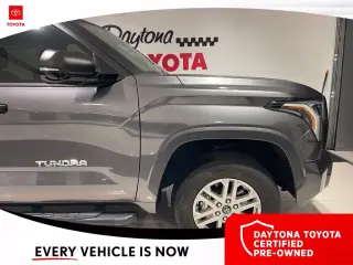 Toyota Tundra 2024 4x4 SR5 4dr CrewMax Cab Pickup SB