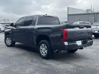 Toyota Tundra 2025 4x4 SR 4dr CrewMax Cab Pickup SB