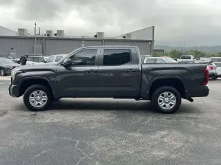 Toyota Tundra 2025 4x4 SR 4dr CrewMax Cab Pickup SB