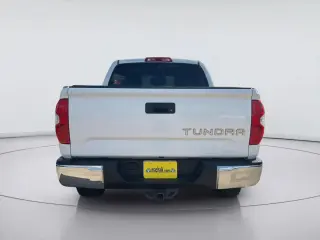 Toyota Tundra 2018 4x2 SR5 4dr CrewMax Cab Pickup SB (4.6L V8)