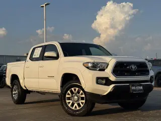 Toyota Tacoma 2017 4x2 TRD Off-Road 4p Doble Cabina Doble 5.0 ft SB