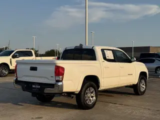 Toyota Tacoma 2017 4x2 TRD Off-Road 4p Doble Cabina Doble 5.0 ft SB