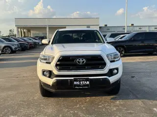 Toyota Tacoma 2017 4x2 TRD Off-Road 4p Doble Cabina Doble 5.0 ft SB