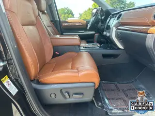Toyota Tundra 2017 4x4 1794 Edición 4dr CrewMax Cab Pickup SB (5.7L V8 FFV)