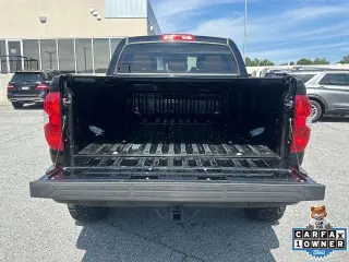 Toyota Tundra 2017 4x4 1794 Edición 4dr CrewMax Cab Pickup SB (5.7L V8 FFV)