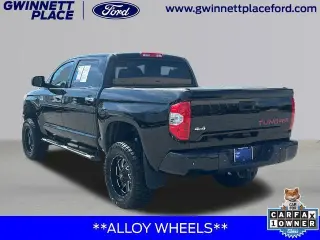 Toyota Tundra 2017 4x4 1794 Edición 4dr CrewMax Cab Pickup SB (5.7L V8 FFV)