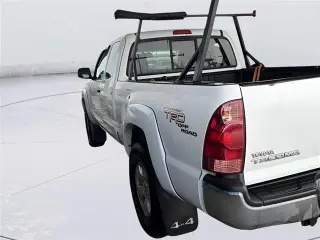 Toyota Tacoma 2008 4x4 V6 4p Cab Accesoria 6.1 pies CA 6M