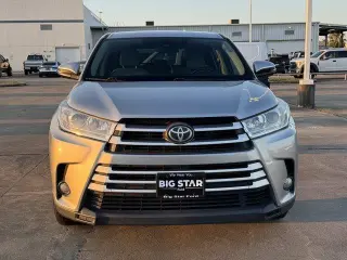 Toyota Highlander 2017 LE 4dr SUV (3.5L V6)