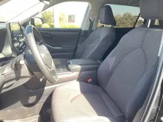 Toyota Highlander 2022 LE 4dr SUV