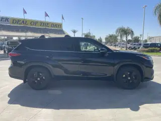 Toyota Highlander 2022 LE 4dr SUV