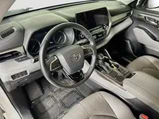 Toyota Highlander 2021 Limited 4dr SUV
