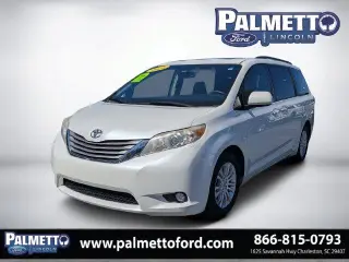 Toyota Sienna 2016 XLE 7-Pasajeros Asiento Automático de Acceso Mini-Van 4p