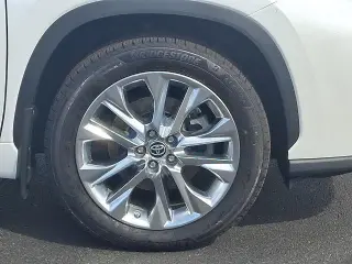 Toyota Highlander Hybrid 2023 AWD Limited 4dr SUV