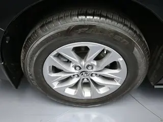 Toyota Sienna 2024 AWD LE 8-Pasajeros 4dr Mini-Van