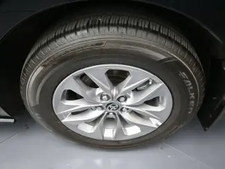 Toyota Sienna 2024 AWD LE 8-Pasajeros 4dr Mini-Van