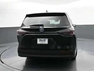 Toyota Sienna 2024 AWD LE 8-Pasajeros 4dr Mini-Van
