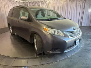 Toyota Sienna 2016 LE 7-Pasajeros Auto Access Asiento 4dr Mini-Van