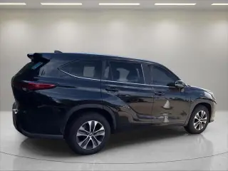 Toyota Highlander 2023 XLE 4p SUV