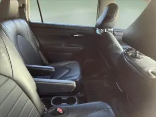 Toyota Highlander 2023 XLE 4p SUV