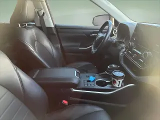 Toyota Highlander 2023 XLE 4p SUV