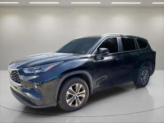 Toyota Highlander 2023 XLE 4p SUV