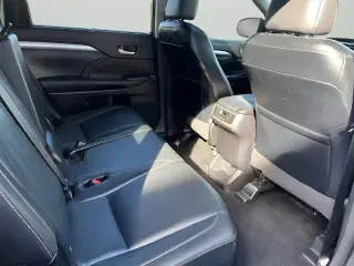 Toyota Highlander 2015 AWD XLE 4dr SUV