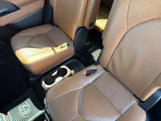 Toyota Highlander 2021 AWD Platinum 4dr SUV
