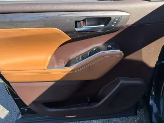 Toyota Highlander 2021 AWD Platinum 4dr SUV