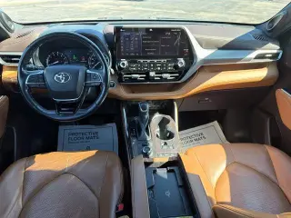 Toyota Highlander 2021 AWD Platinum 4dr SUV