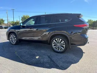 Toyota Highlander 2021 AWD Platinum 4dr SUV