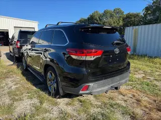 Toyota Highlander 2017 AWD Limited Platinum SUV 4 puertas