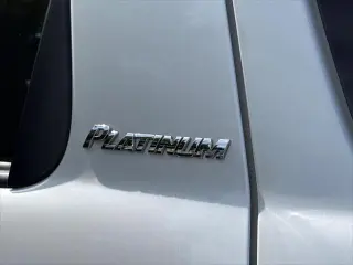 Toyota Sequoia 2018 4x4 Platinum SUV de 4 puertas