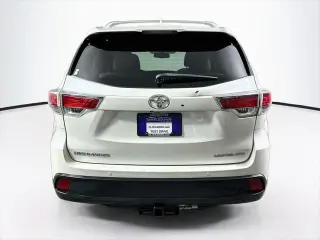 Toyota Highlander 2016 AWD Limited 4dr SUV