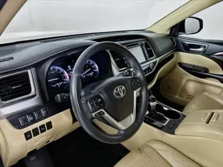 Toyota Highlander 2016 AWD Limited 4dr SUV