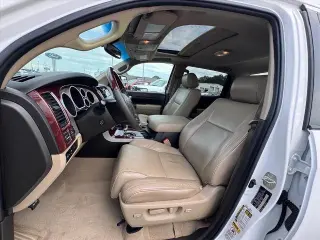 Toyota Tundra 2007 Limited 4p CrewMax Cab SB (5.7L V8)