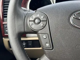 Toyota Tundra 2007 Limited 4p CrewMax Cab SB (5.7L V8)
