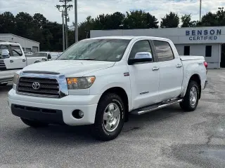 Toyota Tundra 2007 Limited 4p CrewMax Cab SB (5.7L V8)