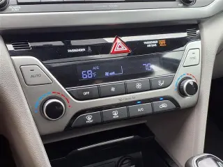 Hyundai ELANTRA 2018 Edición de Valor 4p Sedán (EE. UU.)