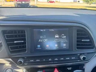 Hyundai ELANTRA 2020 Edición de Valor 4p Sedán