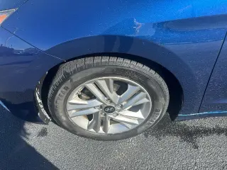 Hyundai ELANTRA 2020 Edición de Valor 4p Sedán