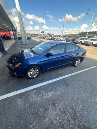 Hyundai ELANTRA 2019 SE Sedán 4 puertas 6M
