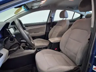 Hyundai ELANTRA 2019 SE Sedán 4 puertas 6M
